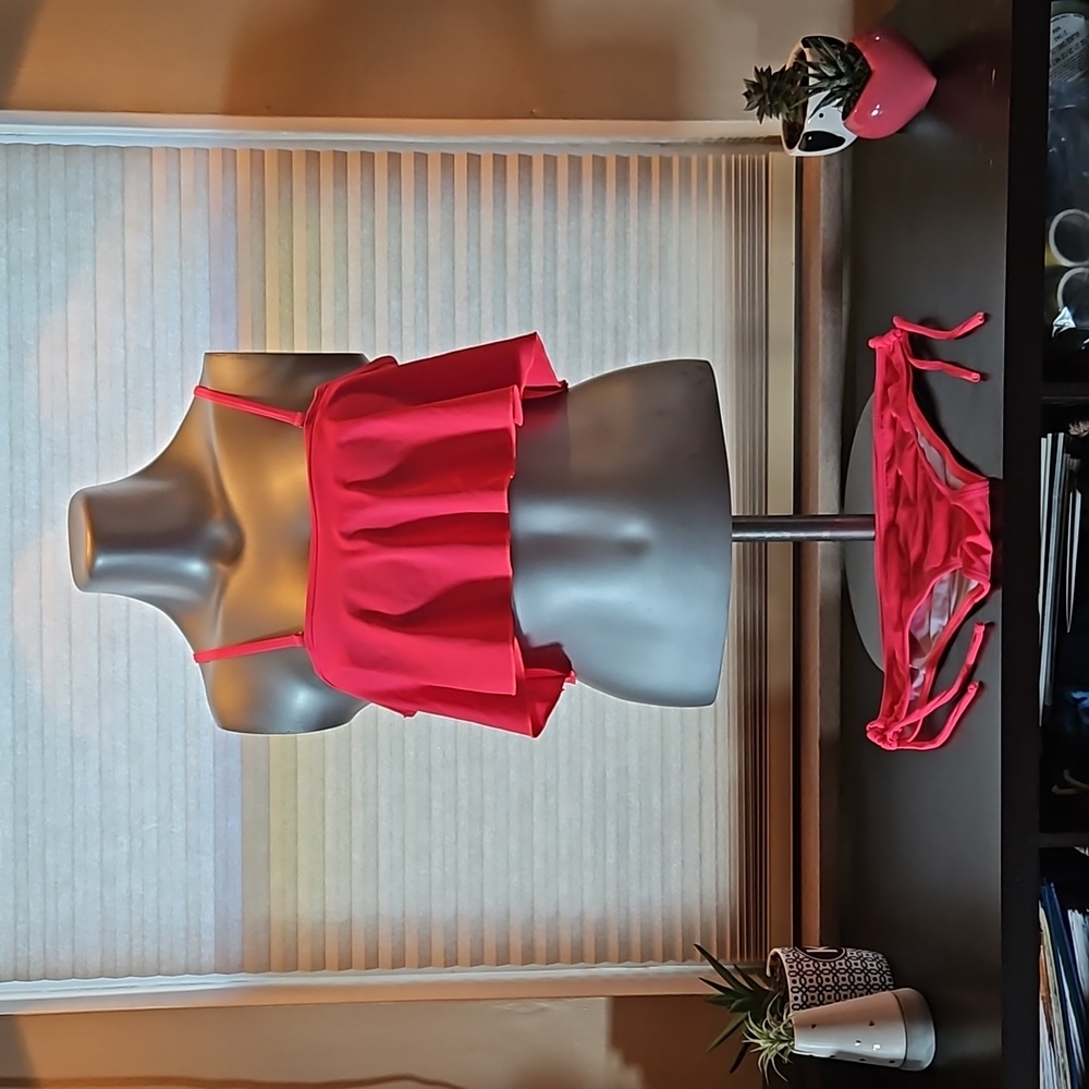 EUC Rio Mar 2 Piece Bathing Suit - Size 38